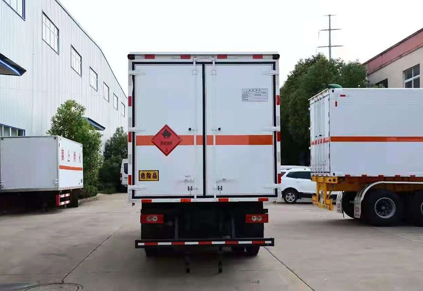 國六福田歐馬可5.15米易燃?xì)怏w廂式運輸車