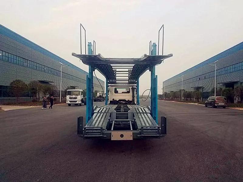 程力一體化多功能隨車(chē)吊及新規(guī)轎運(yùn)車(chē)盛大上市